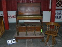 Shoe shine stand, 2 seater