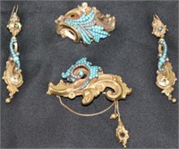 14KT. GOLD AND TURQUOISE LOT TO INCLUDE 2 PINS