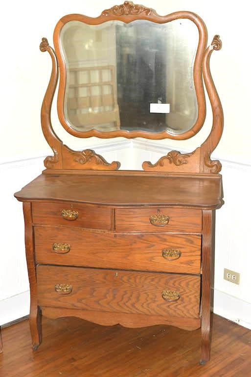 Antique Oak Dresser With Mirror, Golden Oak Dresser With Mirror