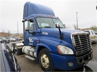 2009 Freightliner Cascadia Day Cab Hwy Tractor