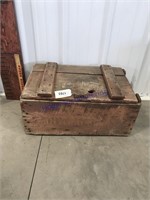 Wood box, w/ hinged lid, 13 x 20.5 x 9" tall
