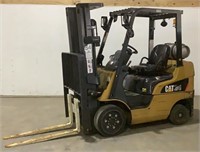 Caterpillar 4,750 lb Forklift-