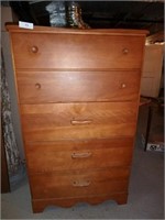 Maple five drawer dresser