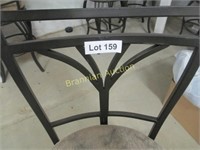 Willey's Lounge Online-Only Auction