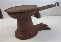 Antique Howe footed home scale with weights.