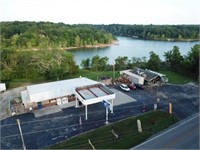 COMMERCIAL REAL ESTATE AUCTION - Rough RIver Lake