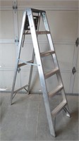 6 Foot  Aluminum Ladder
