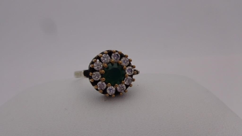 Genuine emerald estate ring | Interstate Auction Company