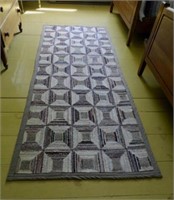 Country inspired area rug