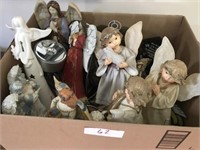 Box with Approx. 14 Collectible Angels