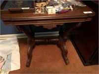 Vintage Victorian Parlor Table