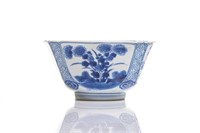 CHINESE KANGXI BLUE & WHITE PORCELAIN BOWL