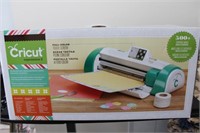 NEW Cricut Expression Personal Electronic Cutter