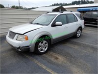 2005 Ford Freestyle - AR salvage title - has key