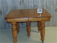 5 Legged Oak Table