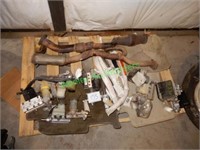Assorted Windshield Wiper Motors & Items in Group