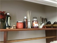 Selection of  Yankee Candles and Home Decor.