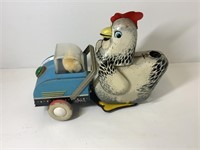 VINTAGE BATTERY OP TIN TOY CHICKEN
