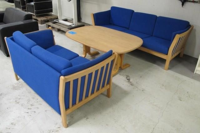 Sofasæt i blå sofabord | Campen Auktioner A/S