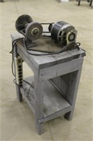GRINDER ON STAND WITH ELECTRIC MOTOR, WORKS PER