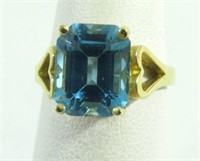 Jewelry 14kt Yellow Gold Blue Topaz Heart Ring