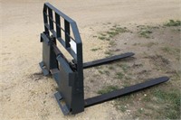 NEW AMH SKID STEER QUICK ATTACH PALLET FORKS,