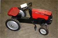 CASE IH MX240 PEDAL TRACTOR
