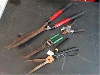 Lot of 4 Pruners / Trimmers