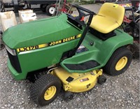 John Deere LX178 Riding Lawn Mower
