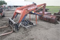 DUAL 3100 QUICKTACH LOADER WITH BUCKET & FORKS