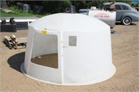 POLY DOME CALF HUTCH WITH PAILS