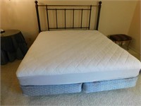 King-size Bed