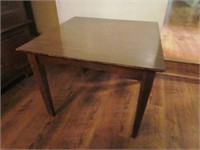 End / Lamp Table