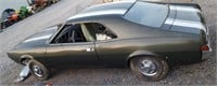 1969 AMC Javelin Project Car w/Engine and bumper.