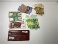 AUSTRALIAN $1 NOTES, 2X COMMONWEALTH OF AUSTRALIA