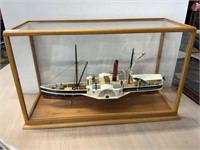 P.S. MOUNTAINEER SCALE 1:85 PADDLE STEAMER IN CASE