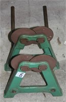 Anderson Bros. 4 wheel rolling stand