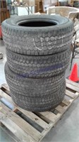 Goodyear set 4 tires P265/70R17 113T