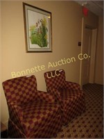 PAIR OF UPHOLSTERED CHAIRS & PRINT