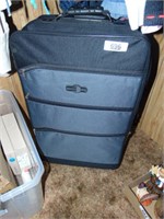 (4) Piece Soft-Sided Luggage