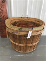 Wood baskets, assorted sizes