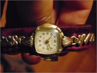 Endura 10k plated watch (1403)