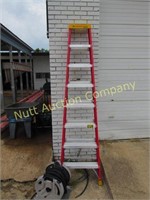 8' Fiberglass ladder