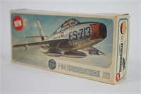 Airfix F-84F Thunderstreak Model Kit