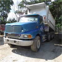 2003 Sterling LT9500 dump truck