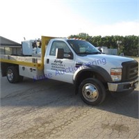 2008 Ford F550 Super Duty flatbed truck 4X4