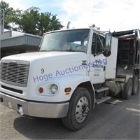 2000 Freightliner FL112 truck/tractor