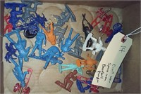 Box of mostly toy civil war soldiers