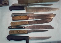 Box of kitchen knives OLD HICKORY & more