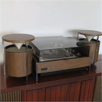 Vintage Zenith Record Player & Speakers